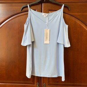 NWT Per Se Cold Shoulder Top